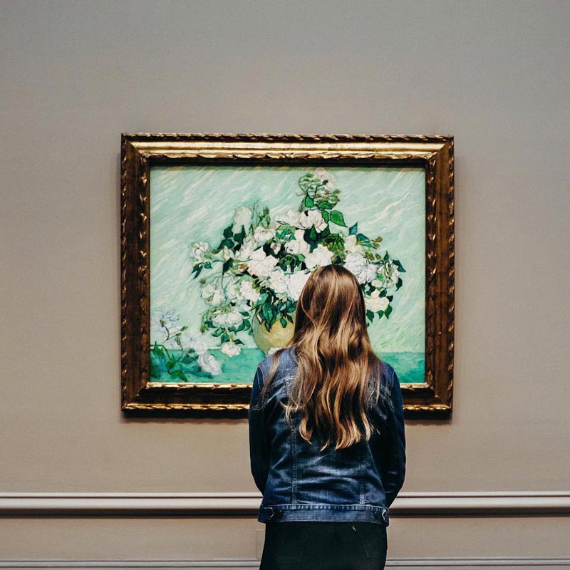 @_abbyderrick - Woman viewing Vincent Van Gogh's Roses at the National Gallery of Art - Master painters at Washington, DC art museums